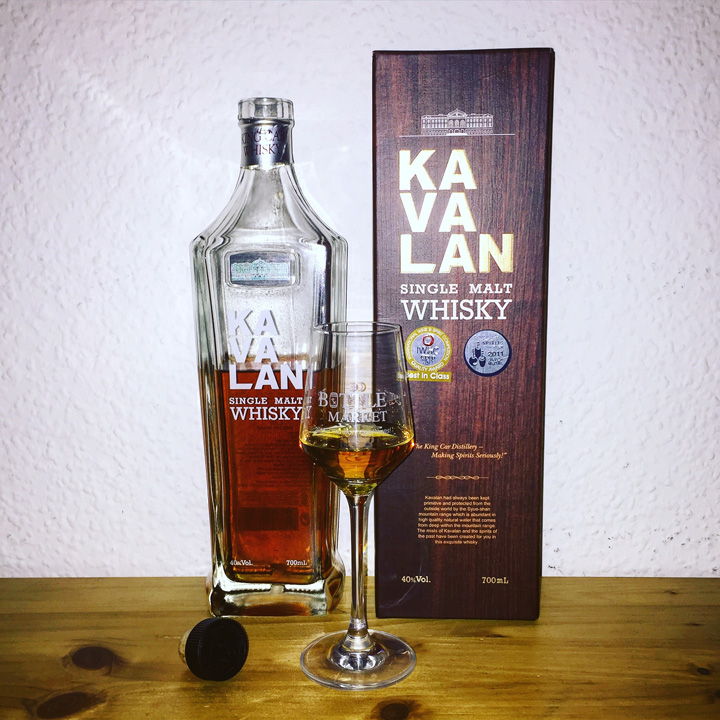BarleyMania - Kavalan Single Malt Whisky (Taiwan World Exotic Fruity King Car Distillery Review)