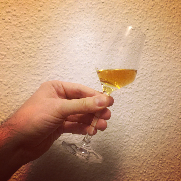 Johnnie Walker Platinum Edition (Blended Scotch Whisky 18yo BarleyMania Review Bourbon Whiskey Drink Barkeeper)