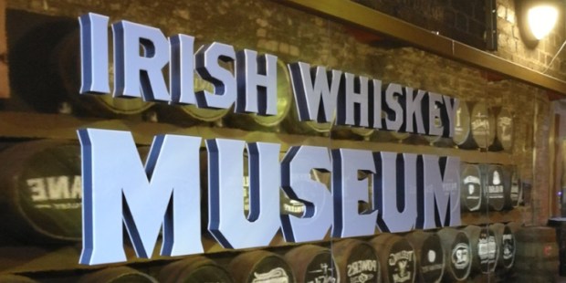 The Irish Whiskey Museum in Dublin (Ultimate Whiskey Memorabilia History Experience Tourist Location Jameson Teeling Power)
