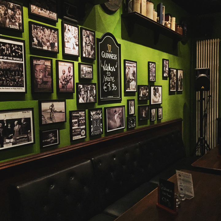 Barley & Malt in Hamburg (Whisky Whiskey Craftbeer Bar Irish Pub Afterwork Drink BarleyMania)