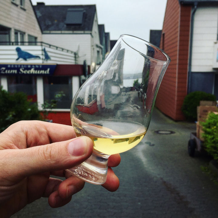 Whisky Tasting at Helgoheiner's (Single Malt Scotch Whiskey Bourbon Tasting Event Helgoland)