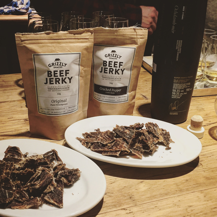 "Salt - Sugar - Smoke" Tasting by The Whisky Jack (Islands Maritime Single Malt Scotch Teaninich Isle of Jura Longrow Springbank Laphroaig Bruichladdich Octomore)