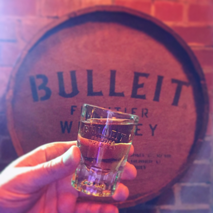 BBQ, Boilermaker & Bowery with ÜberQuell and Bulleit (Craft Beer American Frontier Whiskey Pairing Event Diageo Hamburg)