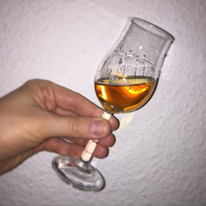 Chivas Regal Mizunara (Blended Scotch Whisky Japan Oak Pernod Ricard 12yo Tasting Notes)