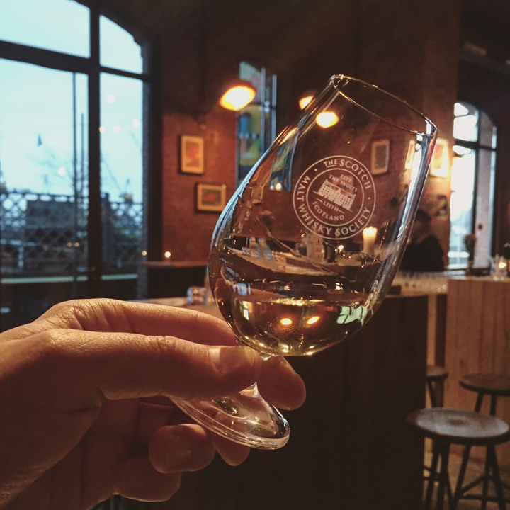 ÜberQuell Brauwerkstätten meets The Scotch Malt Whisky Society (Craft Beer Dram Tasting Event Hamburg St. Pauli)