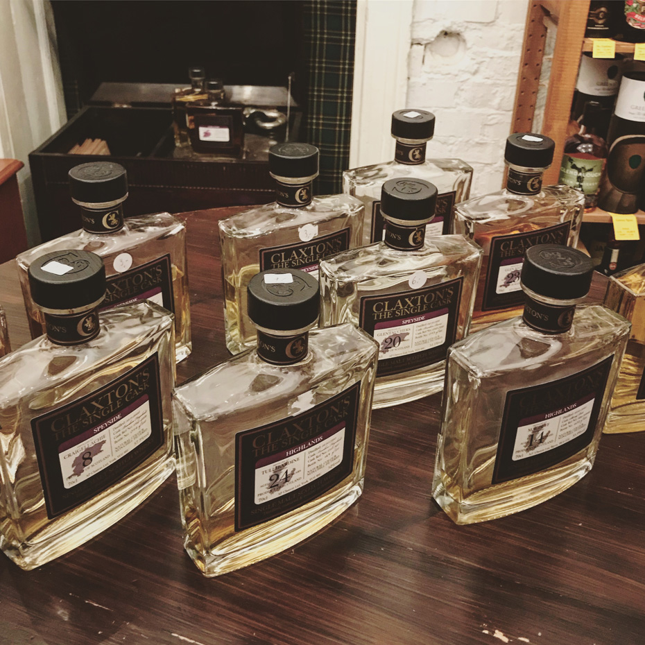 "Day Of The 100 Open Bottles" at Pinkernell's Whisky Market in Berlin (Single Malt Cask Dram Tasting Event)