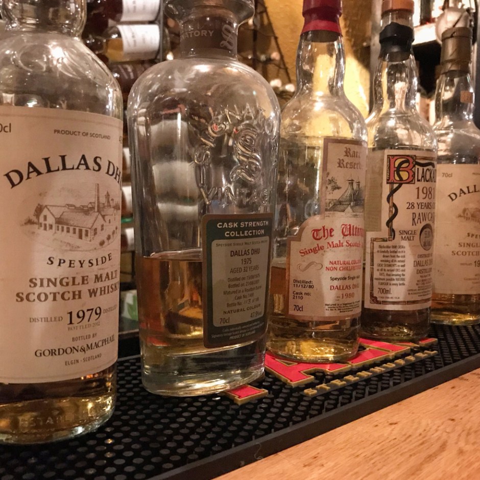 Whisky Cafe L&B in Amsterdam (Single Malt Scotch Whiskey Bourbon Dramming Afterwork Bar)