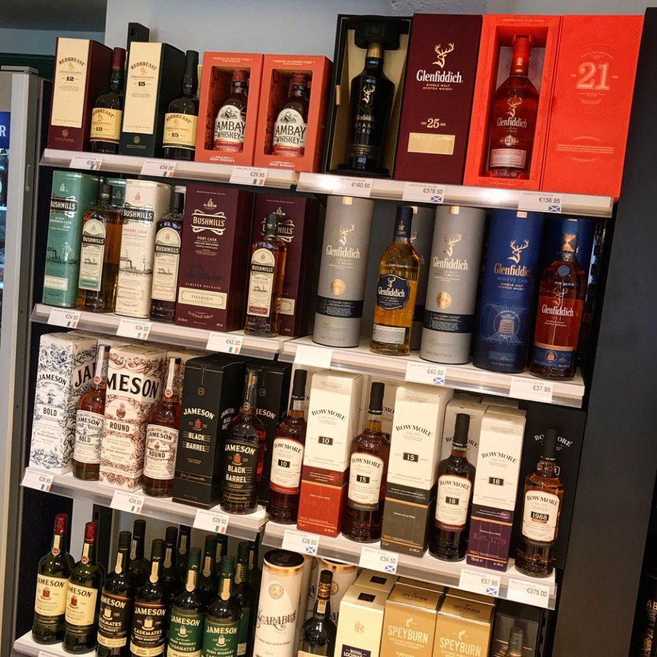 EDF Duty Free Paradise on Helgoland (Whisky Scotch Macallan Glendiddich Shop Store)