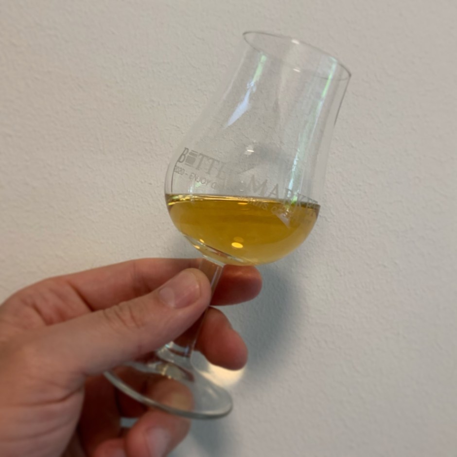 Isle of Raasay Distillery Hebridean Single Malt Scotch Whisky Batch 1 (BarleyMania Blog Tasting Notes)