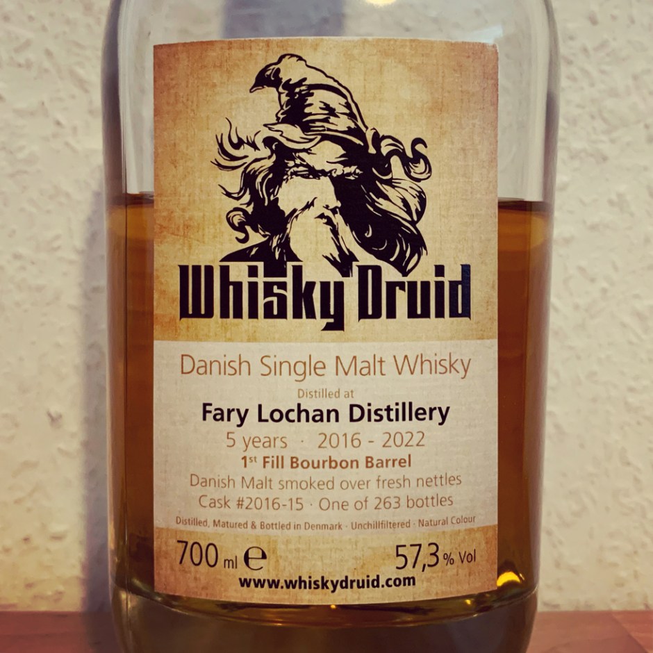 Label shot of Fary Lochan 5yo by Whisky Druid