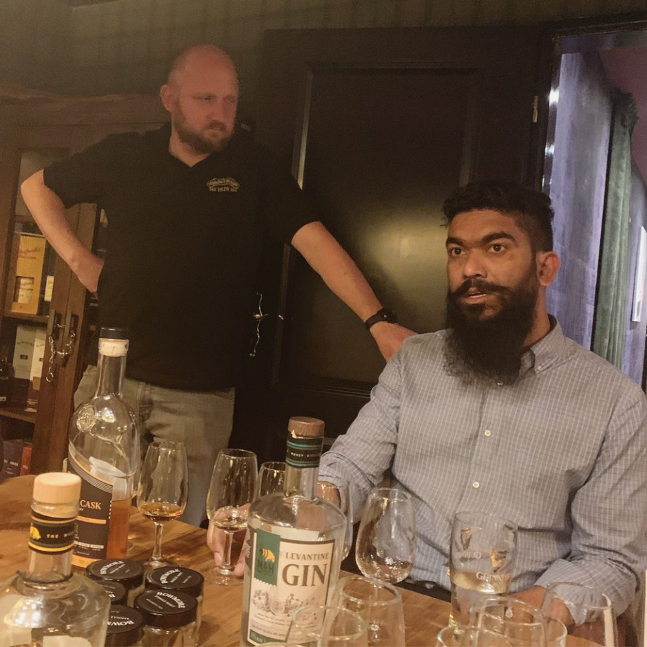 Impressions from Kammer-Kirsch's whisky tasting with Shilton Almeida from The Milk & Honey Distillery in Hamburg