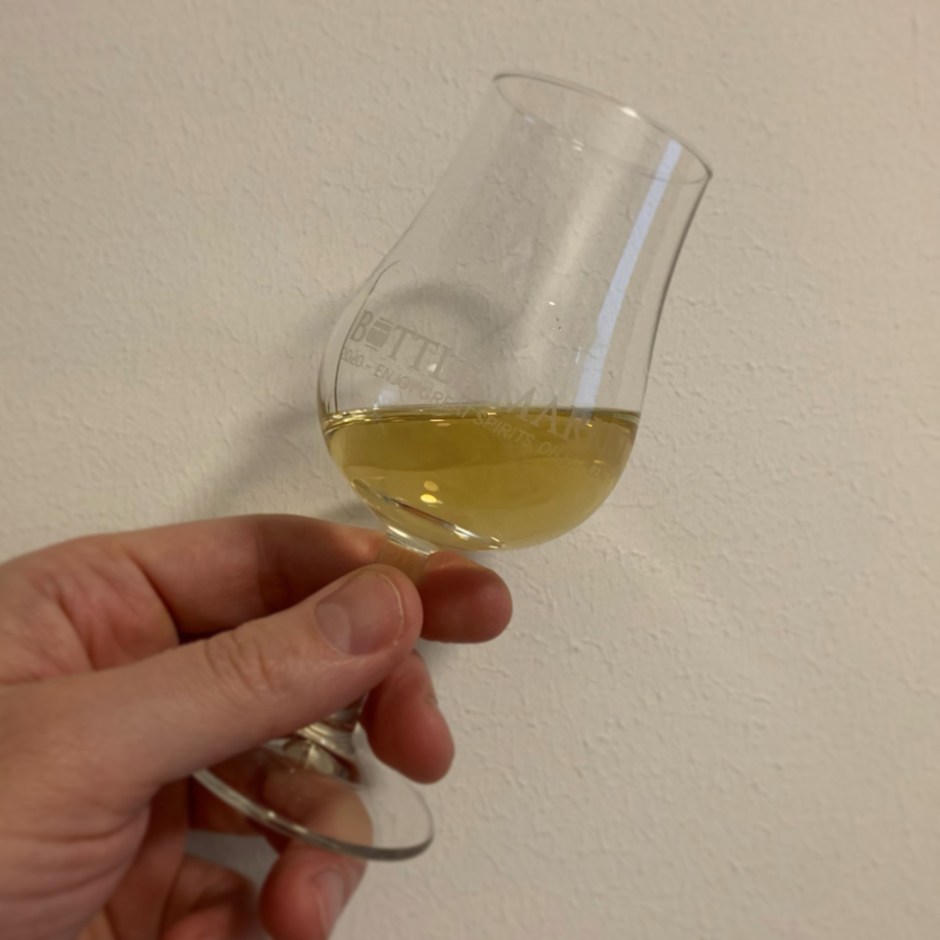 Dram shot of Tullibardine 7yo Highlands Scotch Whisky by Dram Mor Group
