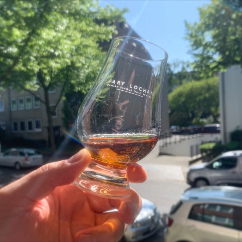 Impressions of the virtual whisky online tasting with Fary Lochan Distillery from Denmark